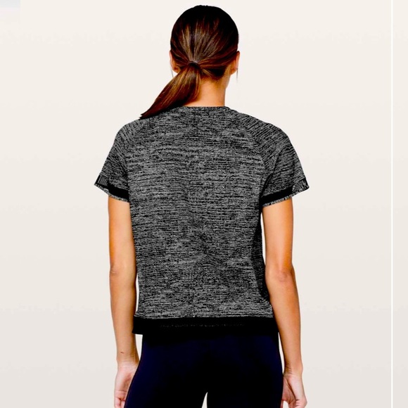 lululemon athletica Tops - Lululemon Find Focus Short Sleeve
Twillines Ice Grey Black / Black